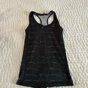 Nike workout tank